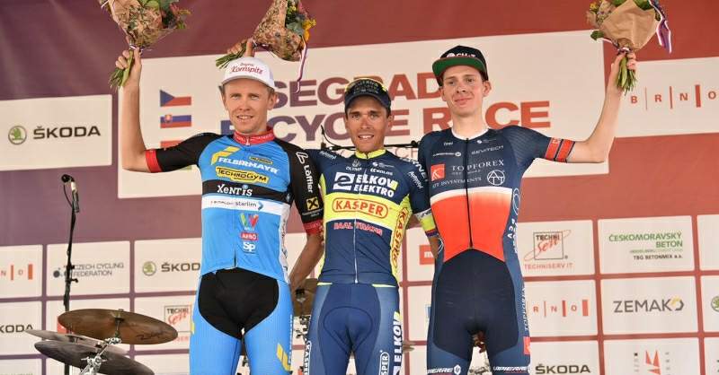 Adam Toupalik győzelme a Visegrád 4 Kerékpárverseny-sorozat cseh futamán