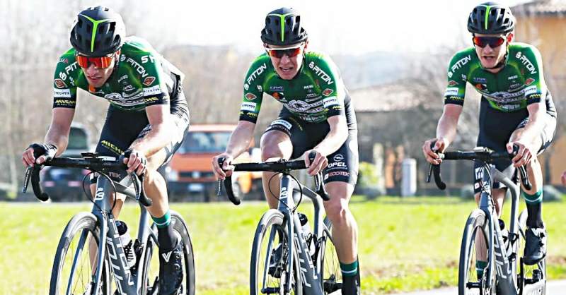 Az idei V4 Kerékpárverseny csapatai: kerekesek Bulgáriából, Kambodzsából és Olaszországból!